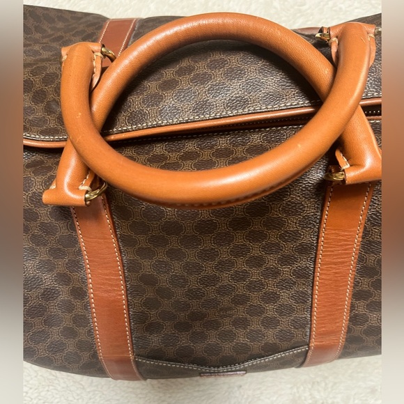Authentic vintage Celine macadam monogram travel bag. Model: MC98/2 - Picture 7 of 16